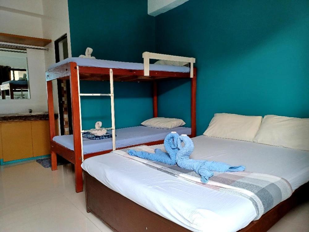 Pete'S Inn Roxas City Eksteriør billede